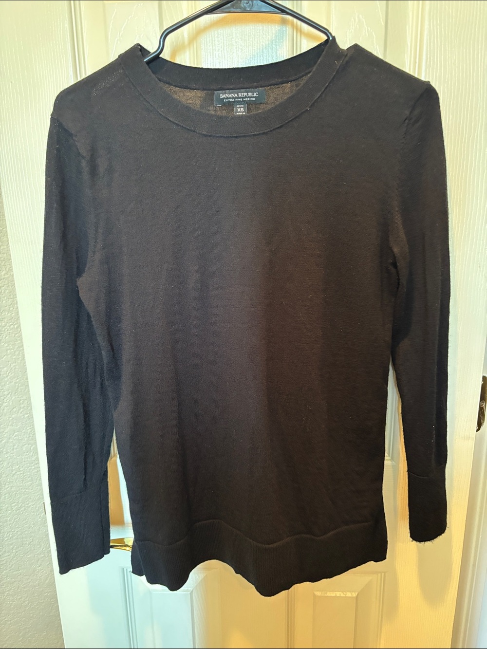 Banana Republic Extra Fine Merino Wool Crew Neck Sweater Black Womens XS